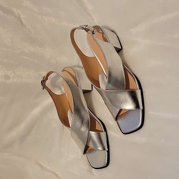 J.Crew metallic silver cut out Dylan sandals women's size 12M - Picture 3 of 7